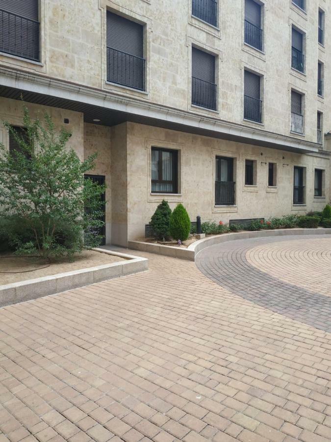 Apartamento Edificio Plaza Gran Via サラマンカ エクステリア 写真